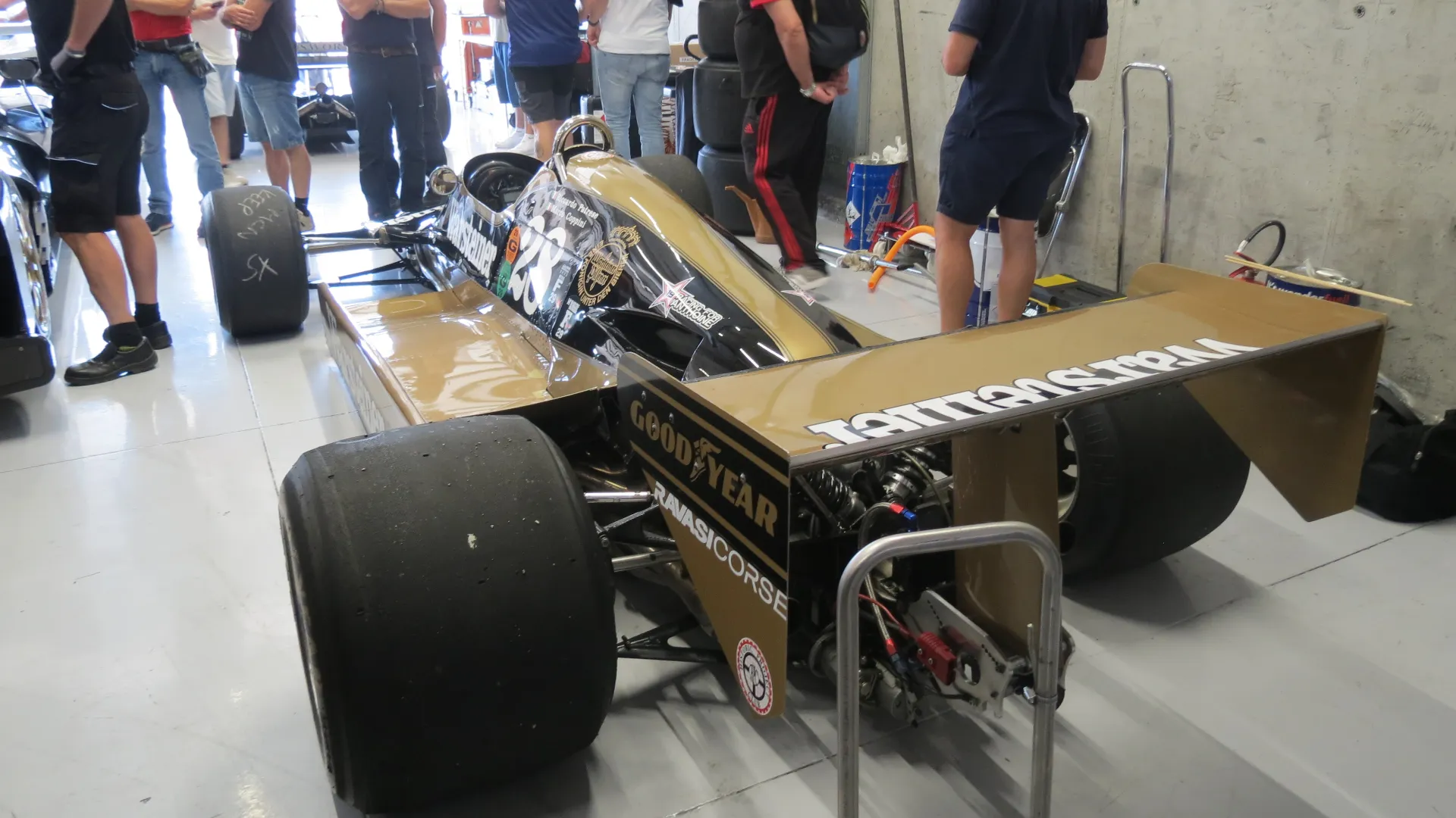 La A1 resta ancora oggi il simbolo degli inizi della Arrows... 