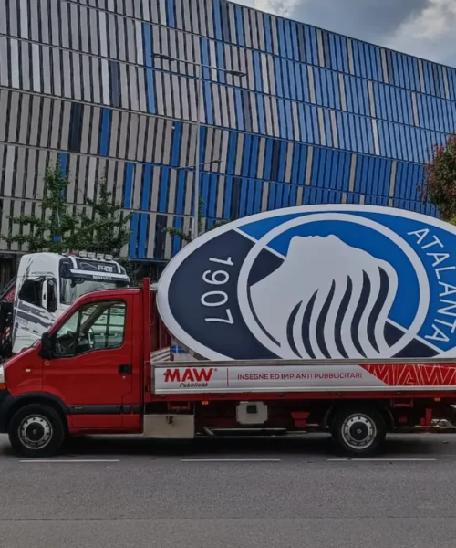 Da Gewiss Stadium a New Balance Arena: il vecchio logo Atalanta se ne va