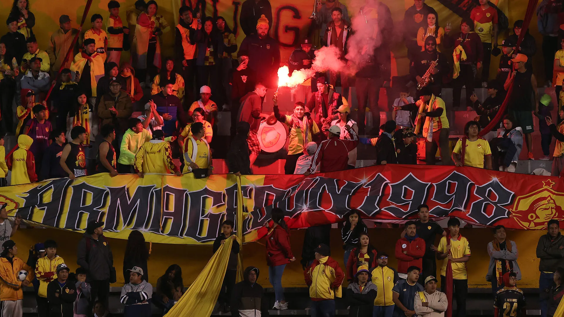 Serata complicata per le forze dell'ordine durante la partita tra Aucas ed Emelec, valida per il campionato ecuadoriano