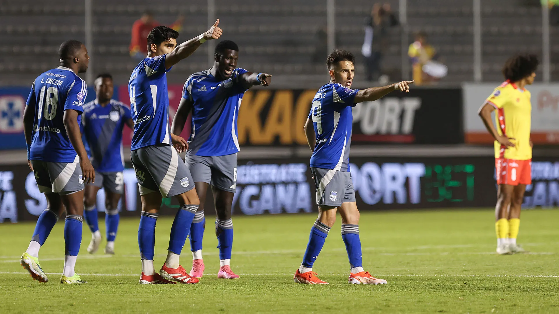 L'Emelec ha battuto per 2-1 in trasferta l'Aucas