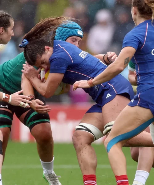 Gesto folle della rugbista: squalificata per 12 settimane! Foto