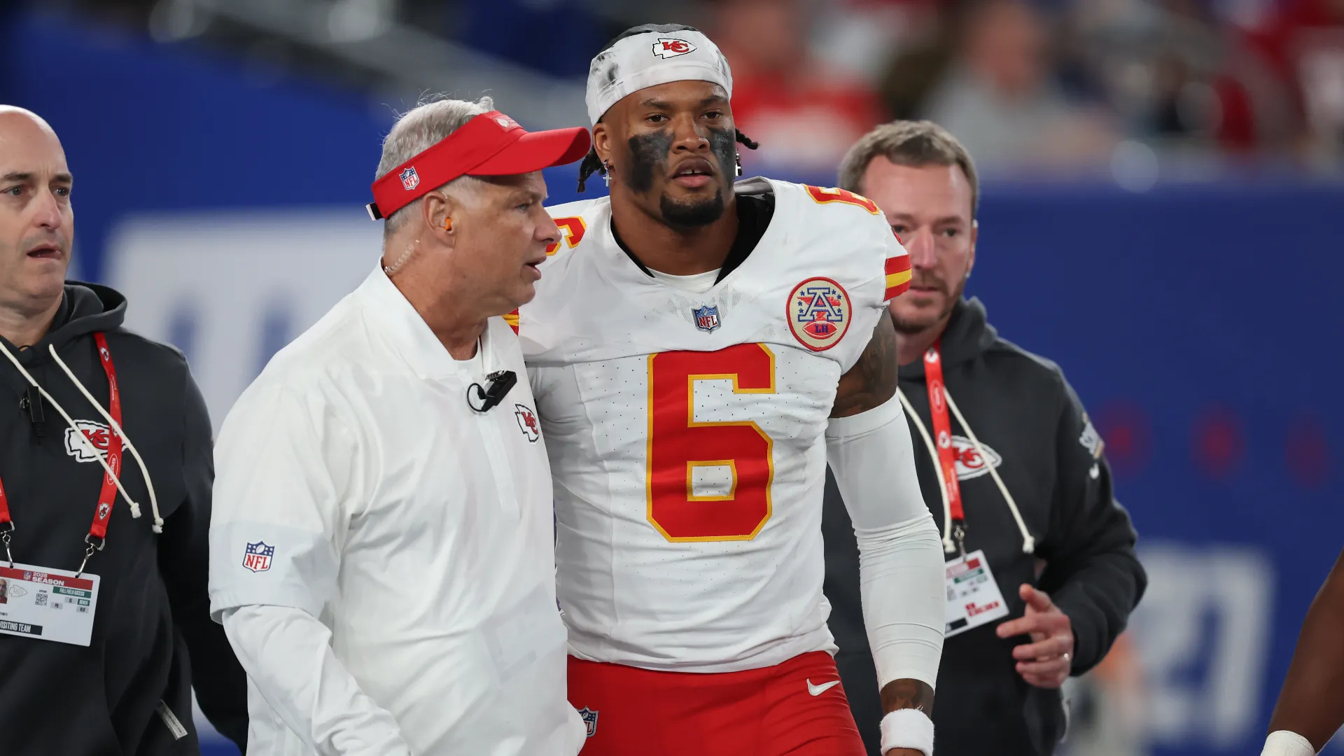 L’allenatore Andy Reid ha detto che, nonostante l’incidente pauroso, Cook sta bene 

