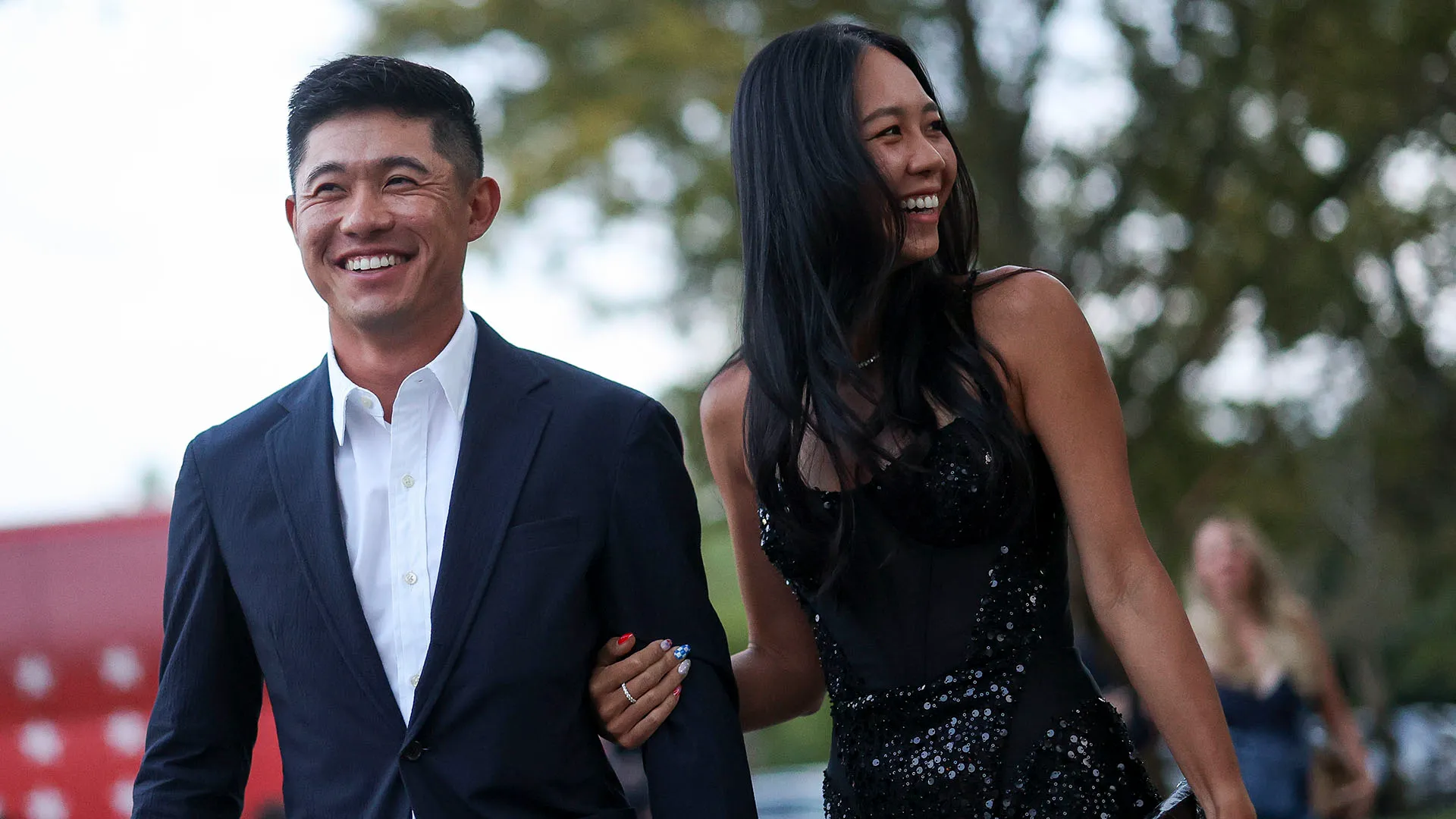 Qui il campione statunitense Collin Morikawa con sua moglie Katherine Morikawa