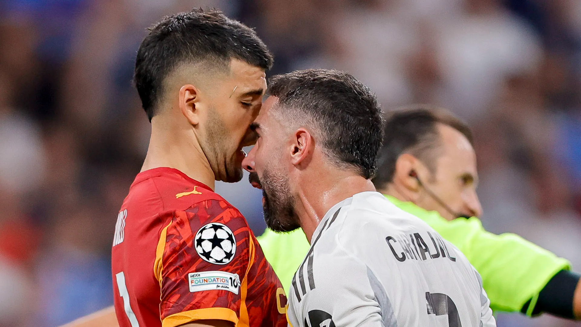 Follia di Dani Carvajal: cacciato dopo una testata all'avversario
