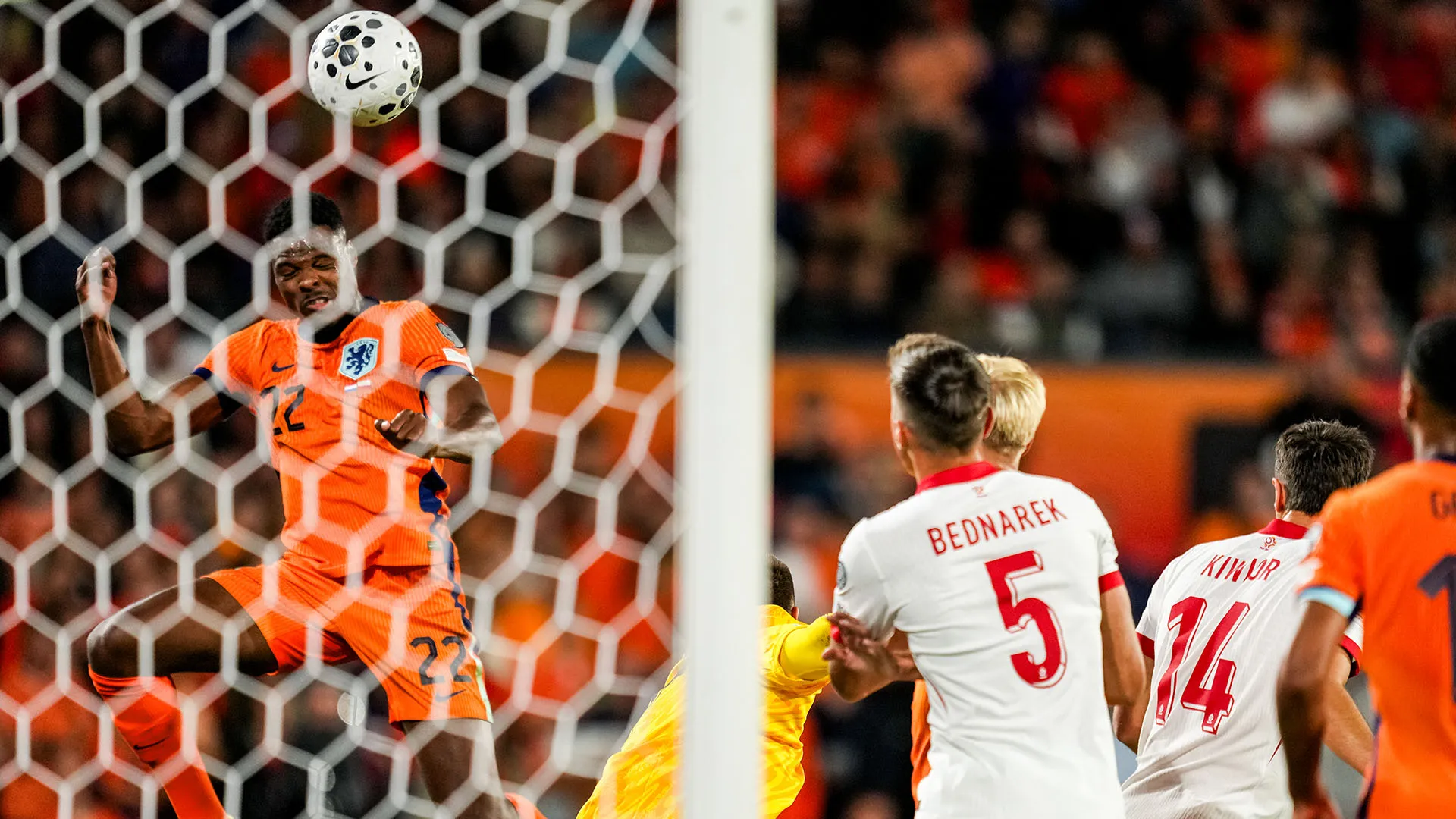 Il calciatore ha segnato il suo decimo gol con la nazionale maggiore olandese