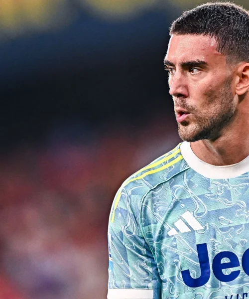 Juventus-Milan: Dusan Vlahovic pronto a sfidare l’allenatore che lo voleva