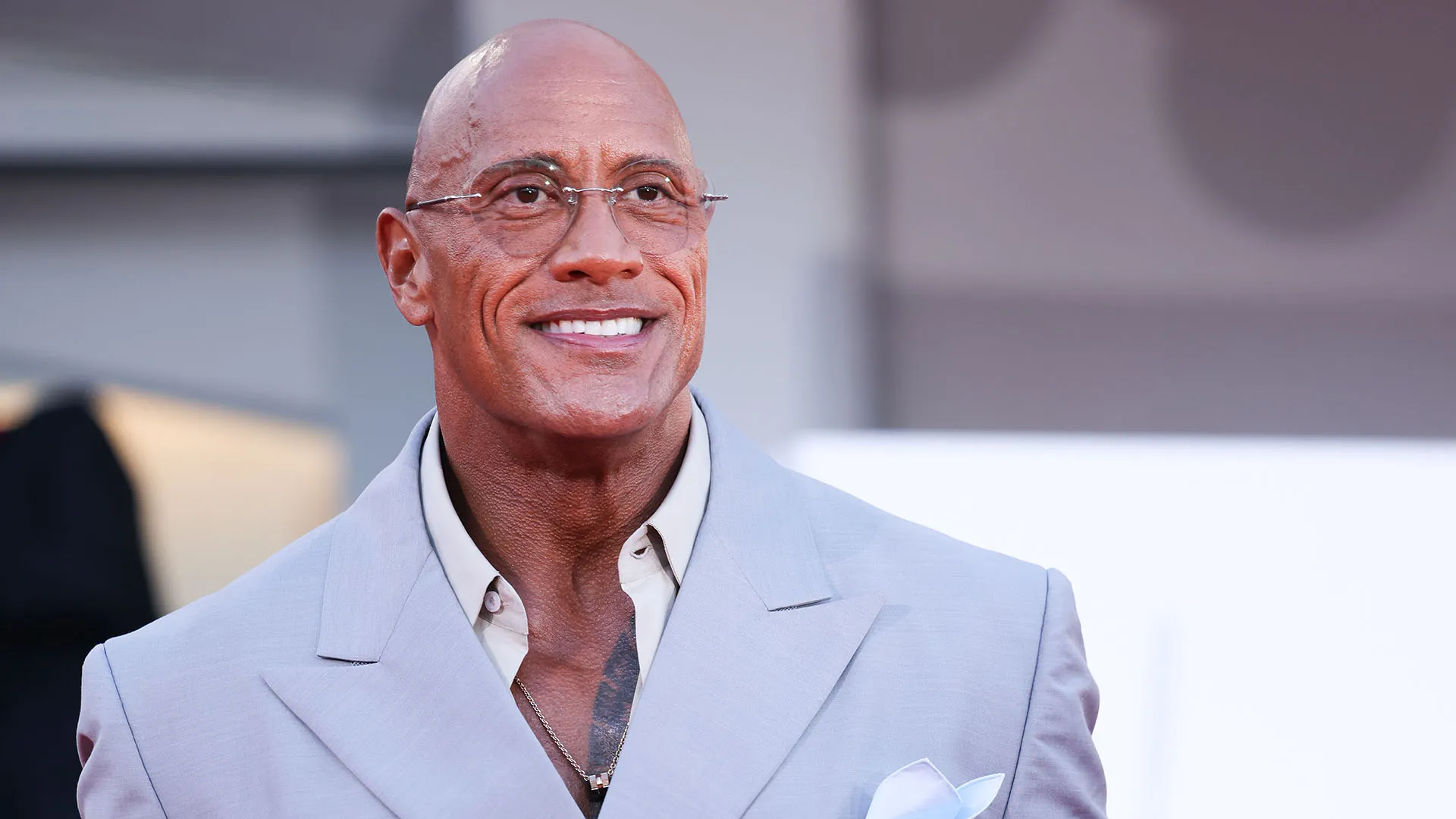 Dwayne Johnson per interpretare la parte di Mark Kerr, campione di UFC protagonista del film, è dimagrito 27 chili