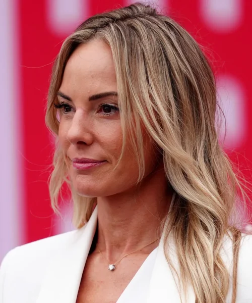 Insultata e colpita da una lattina di birra, Erica Stoll scoppia in lacrime alla Ryder Cup: foto