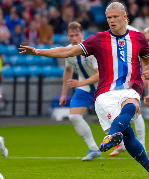 Erling Haaland devastante, la Norvegia fa 11 gol alla Moldova! Foto