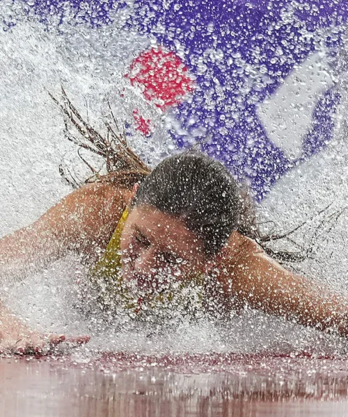 Tuffo di pancia in acqua per Gesa Krause: niente medaglia. Foto