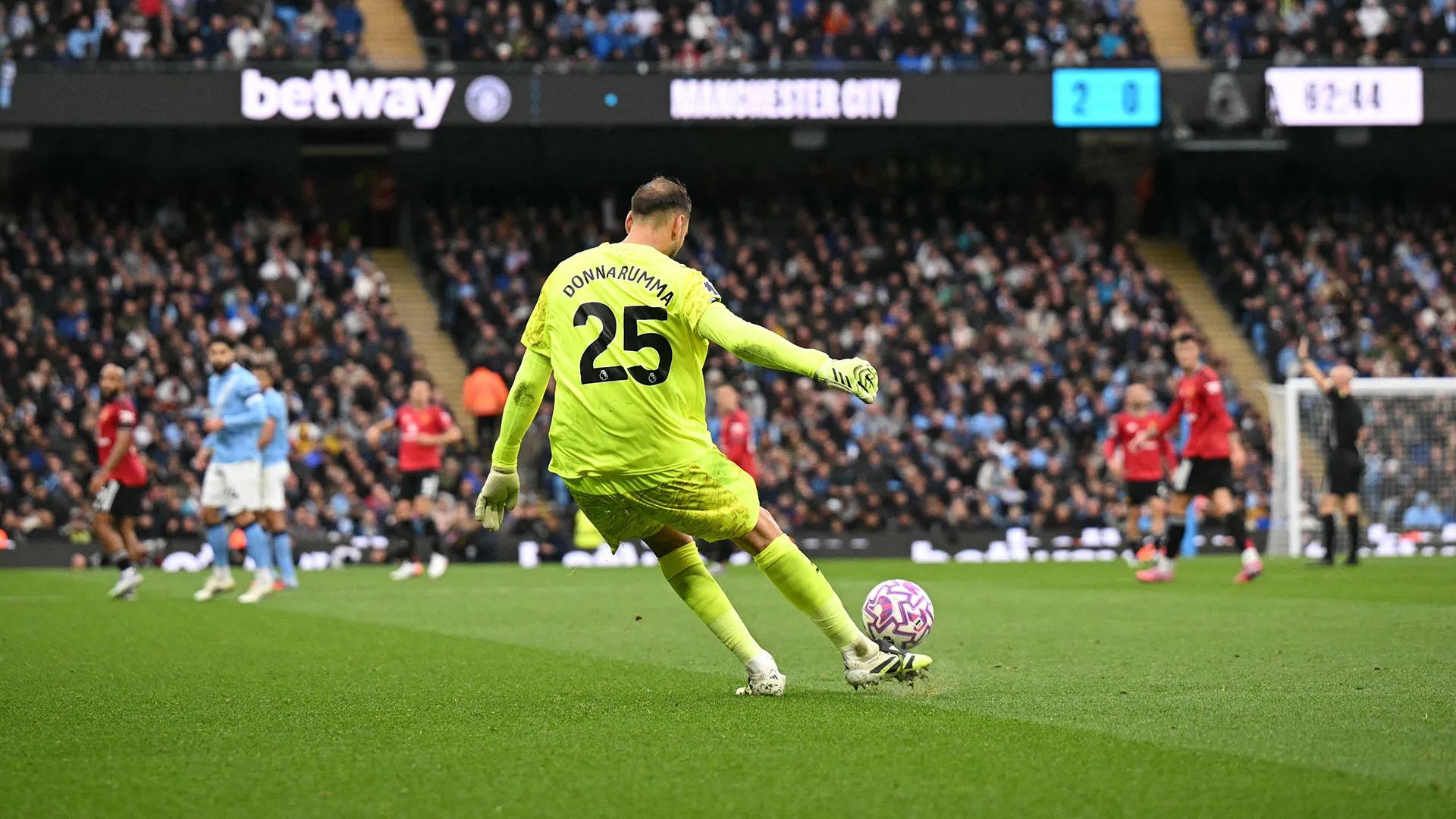 C'è anche qualcuno che ha deriso il PSG per aver lasciato andare via Donnarumma
