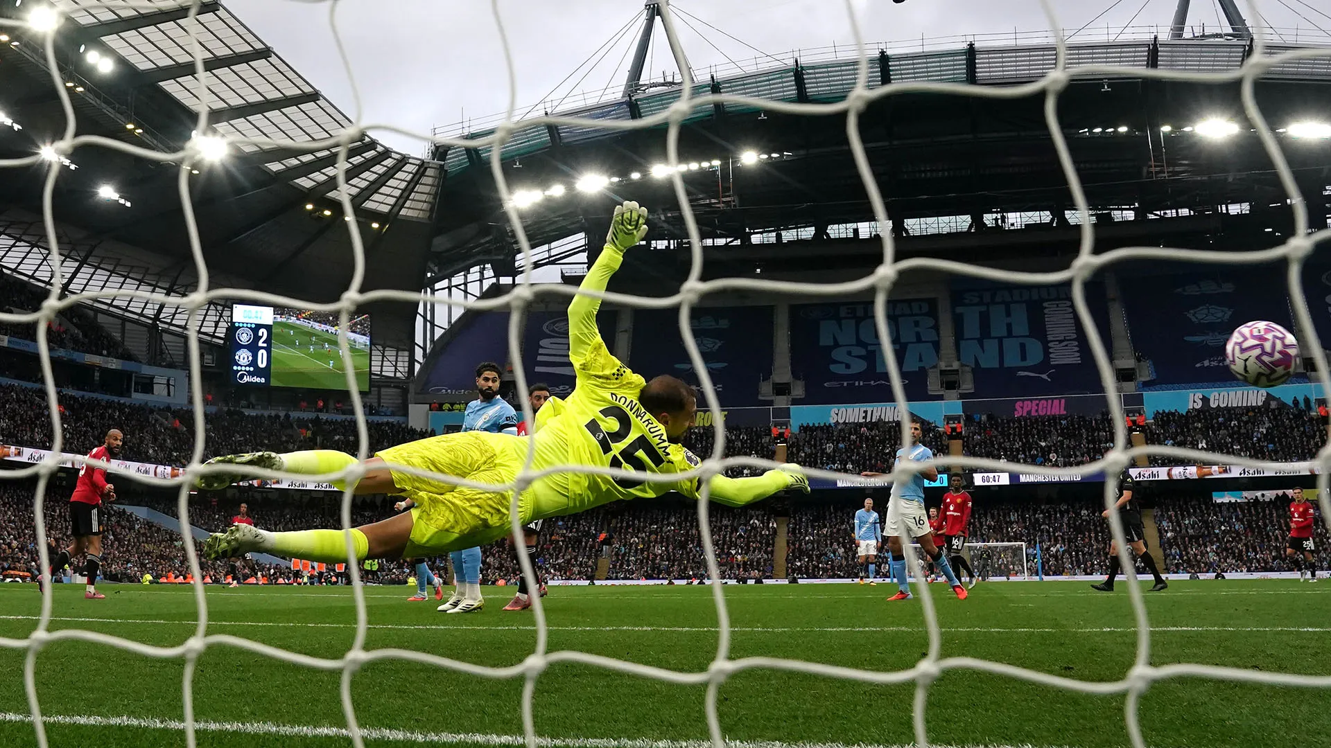Subito decisivo Donnarumma con una parata stratosferica su Bryan Mbeumo
