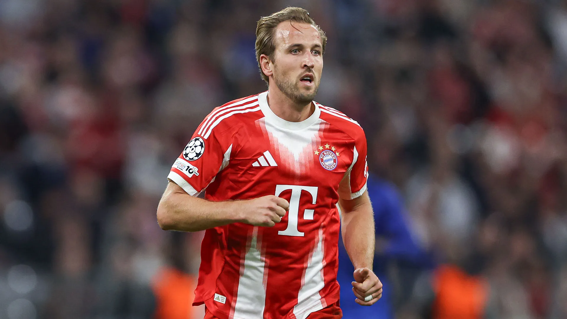 Una mossa che terrebbe a bada l'interesse dei top club del calcio inglese, in particolare Manchester City e Arsenal