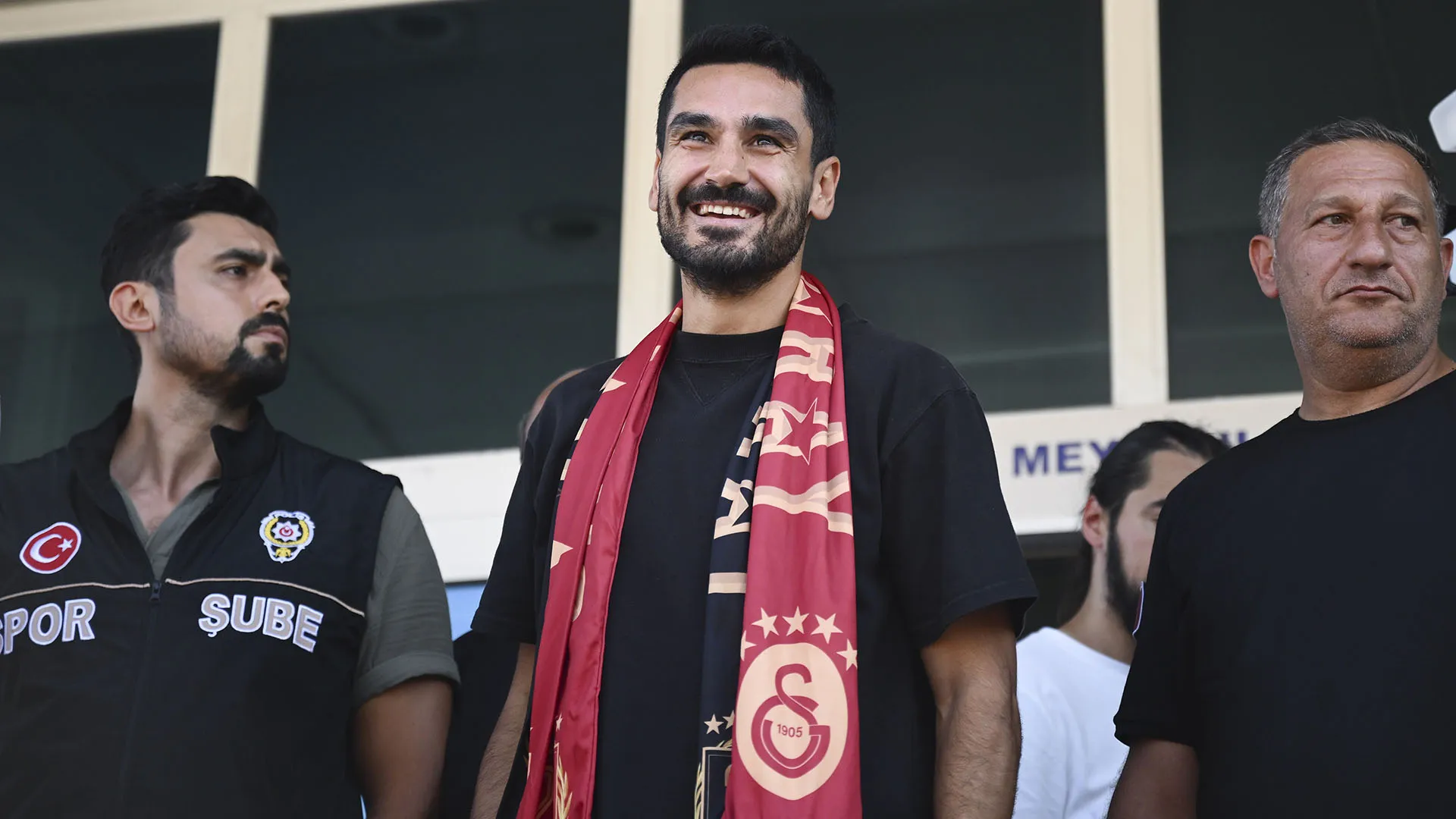 Il centrocampista non ha mai nascosto la sua simpatia per il Galatasaray

