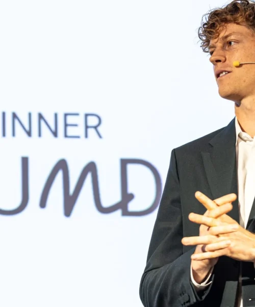 Jannik Sinner e Charles Leclerc, spunta una spy story da film di fantascienza