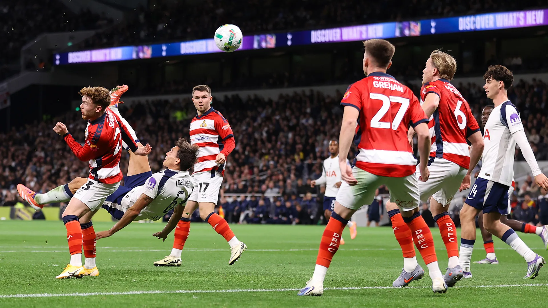 Il centrocampista portoghese ha segnato in Coppa di Lega contro il Doncaster Rovers
