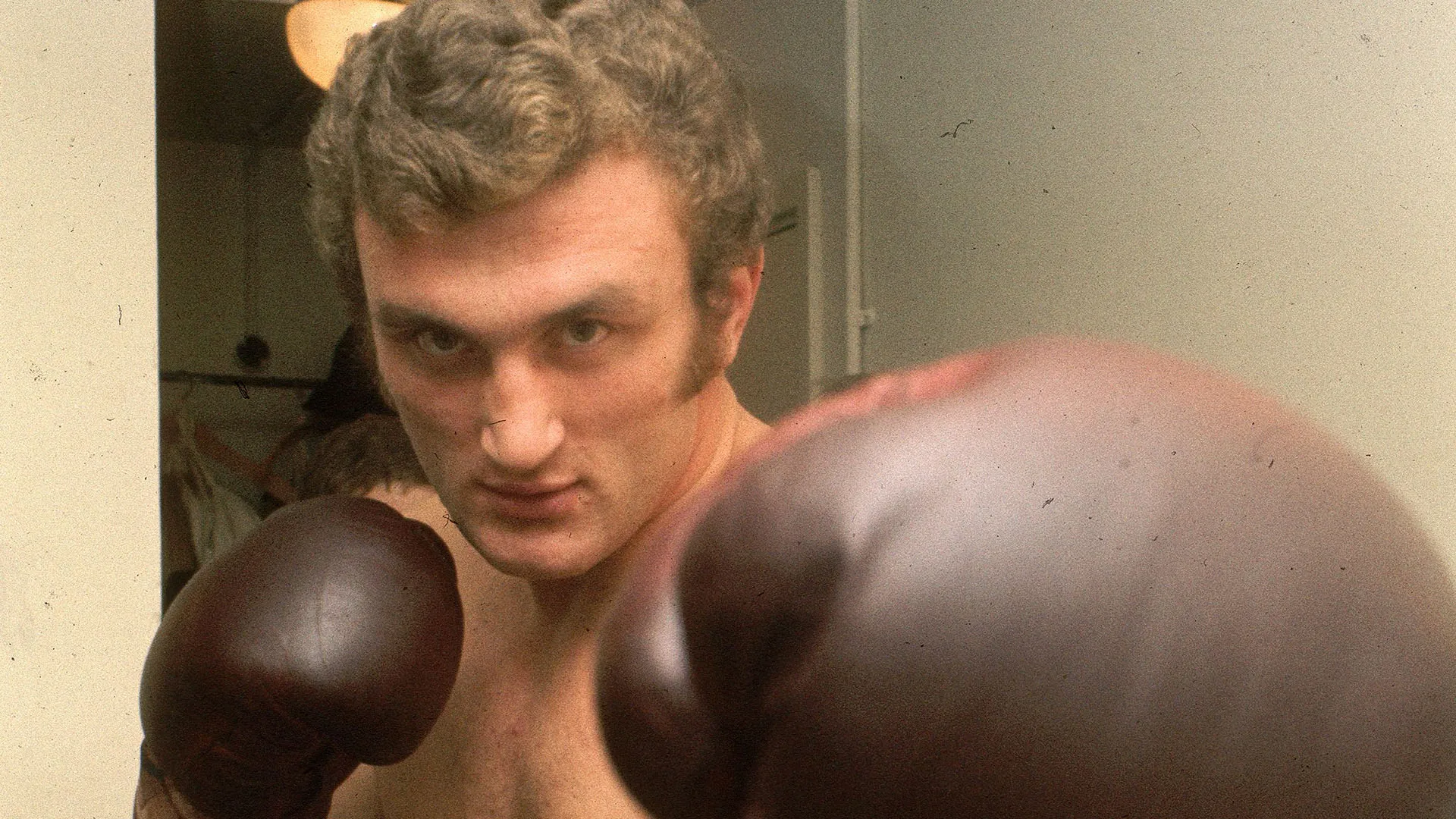 È morto Joe Bugner. Aveva 75 anni e una vita divisa tra i guantoni e il grande schermo