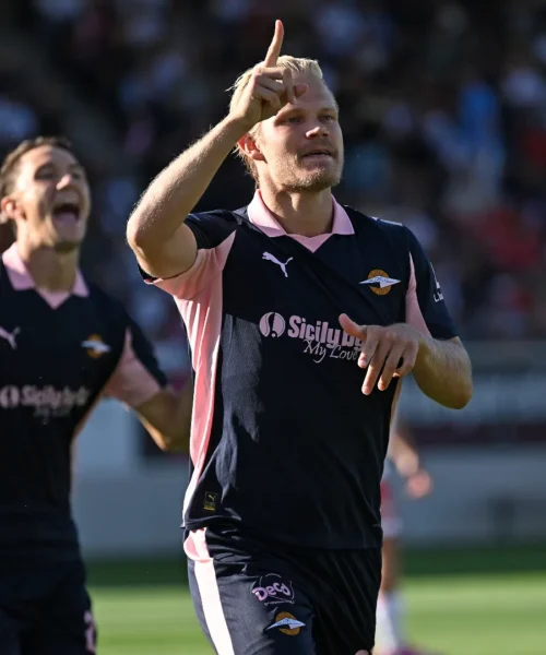 Serie B: Pohjanpalo trascina il Palermo, pari tra Empoli e Spezia