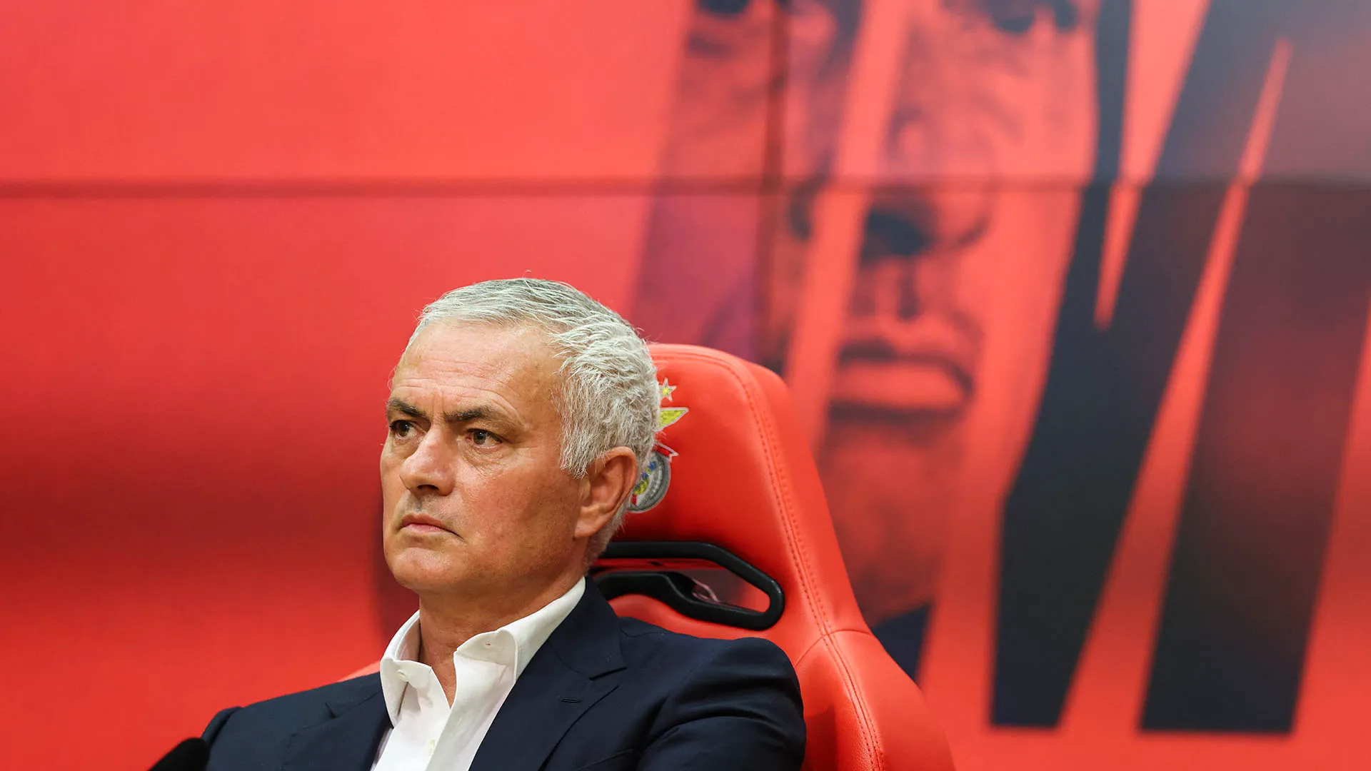 José Mourinho ha firmato con il Benfica fino al 2027
