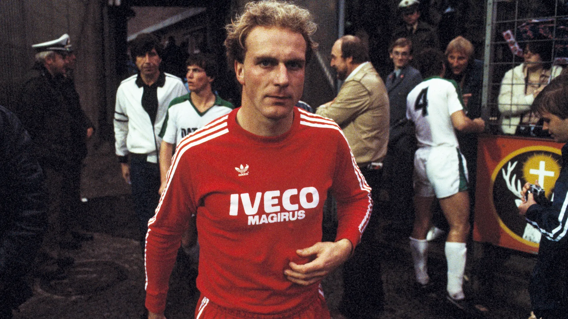 Ha vissuto il calcio in ogni sua sfumatura, e in ogni ruolo ha lasciato un segno indelebile.