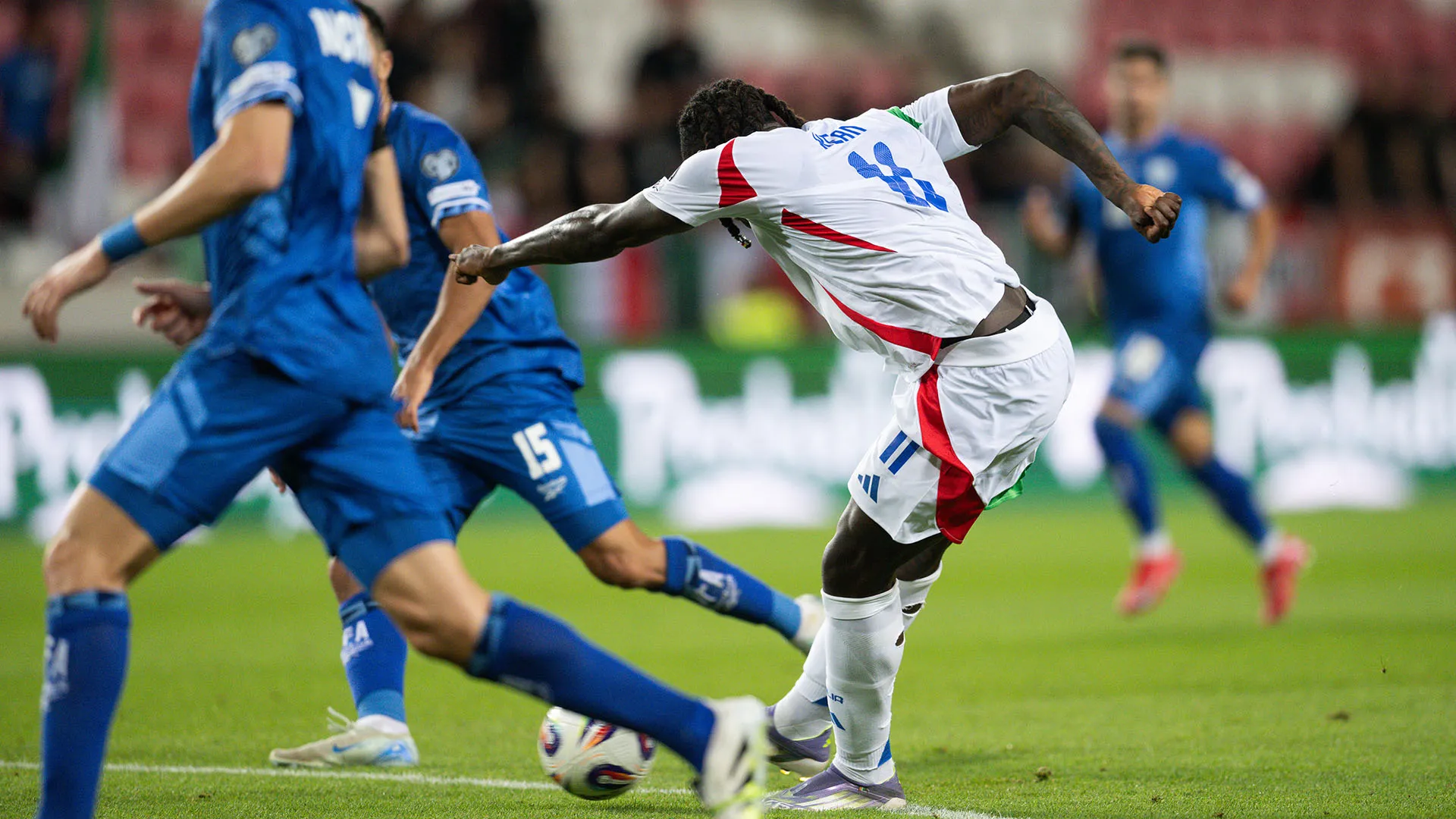 La squadra di Rino Gattuso ha dovuto aspettare il minuto 40 per pareggiare con Moise Kean
