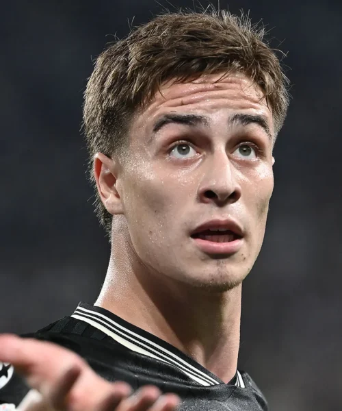 Manca l’accordo con la Juventus, tutti all’assalto di Kenan Yildiz. Foto