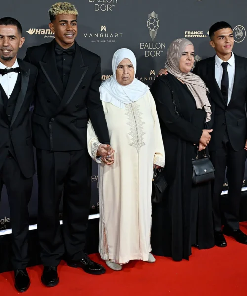 Niente Pallone d’Oro: il padre di Lamine Yamal è furioso. Foto