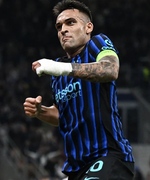 Champions, Inter batte Slavia senza affanni: a segno Lautaro Martinez e Dumfries