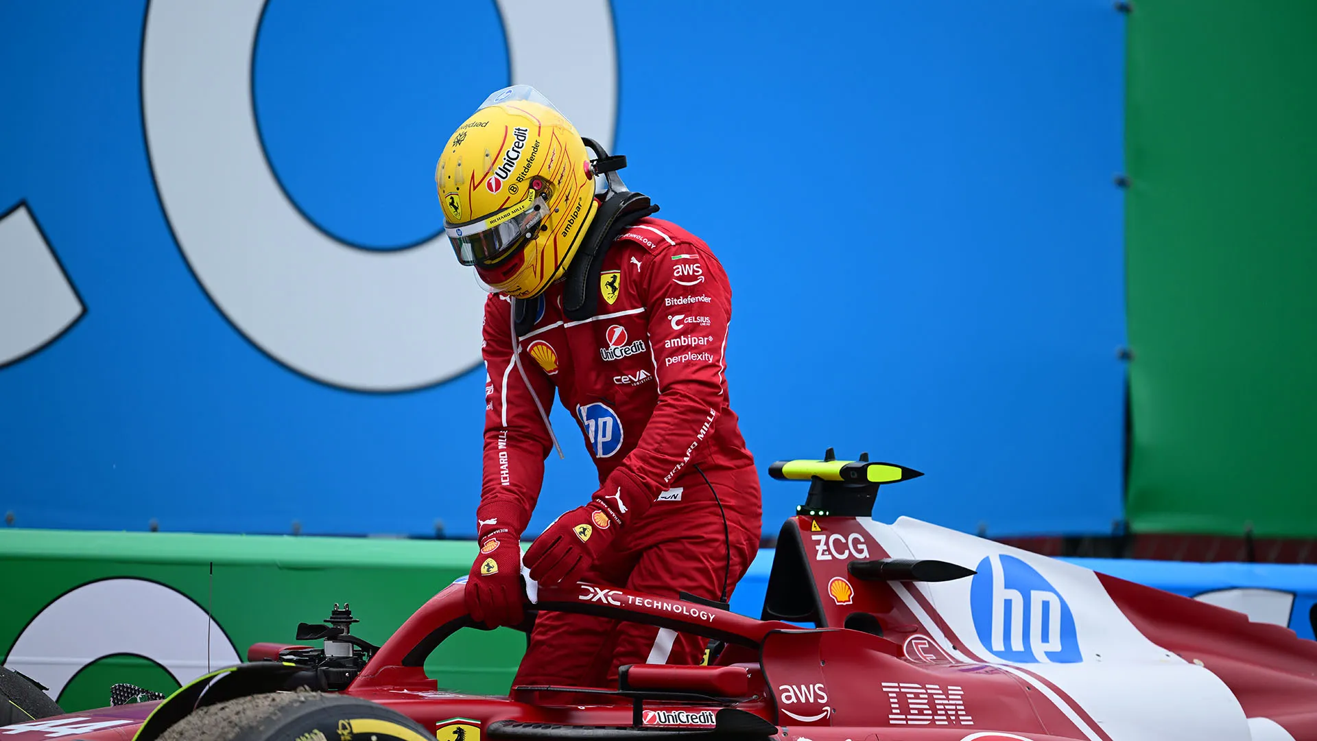 Il pilota inglese dovrà scontare una penalizzazione di 5 posizioni in griglia di partenza sul circuito di Monza