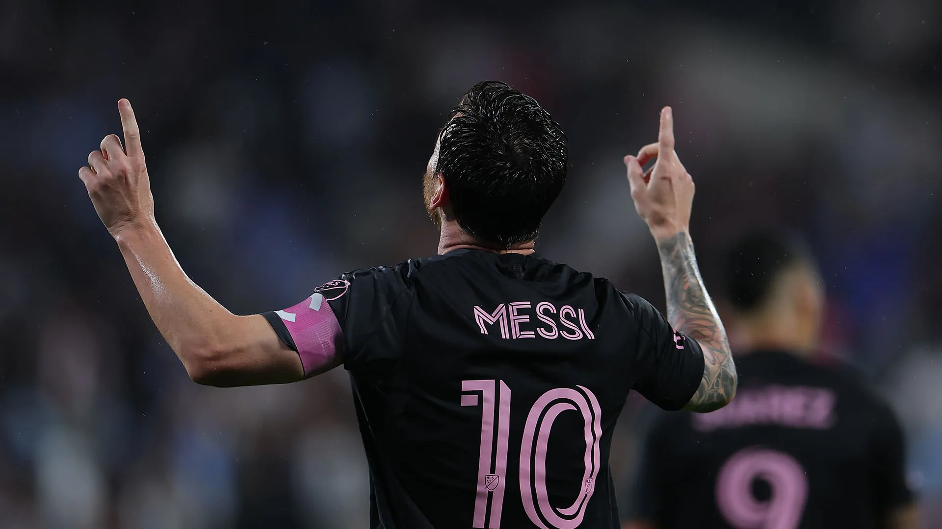 Messi, non ci sono più parole: altra serata da leggenda