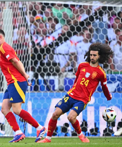 Marc Cucurella infierisce e riaccende la polemica: le foto
