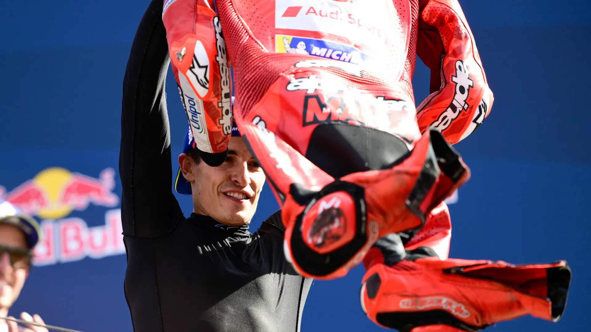 Marc Marquez ha poi spiegato l'origine del suo gesto: "Ho imitato Messi"