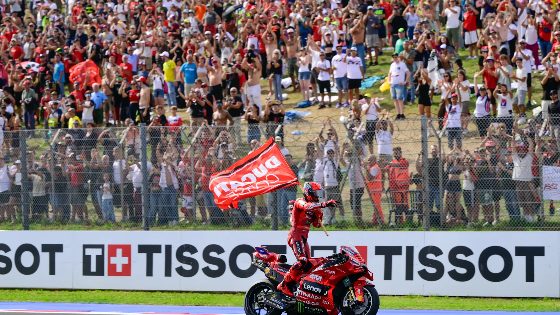 Il pilota catalano ha vinto il Gran Premio di San Marino di MotoGP, ed è sempre più vicino al suo nono Mondiale in carriera