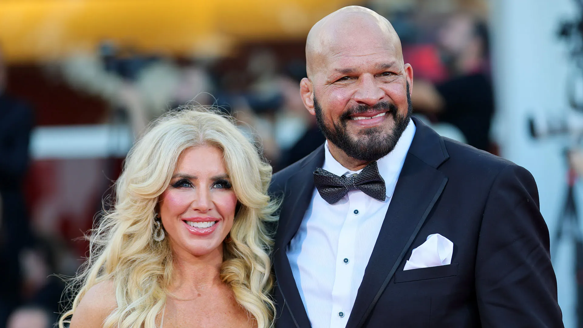 "Mark è una contraddizione vivente: un fisico imponente e dentro tanta tenerezza" ha detto Dwayne Johnson