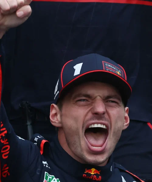 L’ex campione del mondo incorona Verstappen: “E’ un genio e può farcela”. Foto
