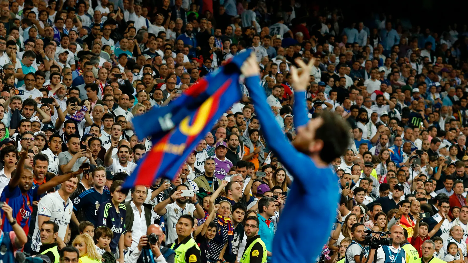 Il fuoriclasse argentino aveva esposto la maglietta del Barcellona allo stadio Bernabeu dopo una vittoria contro il Real Madrid nel 2017