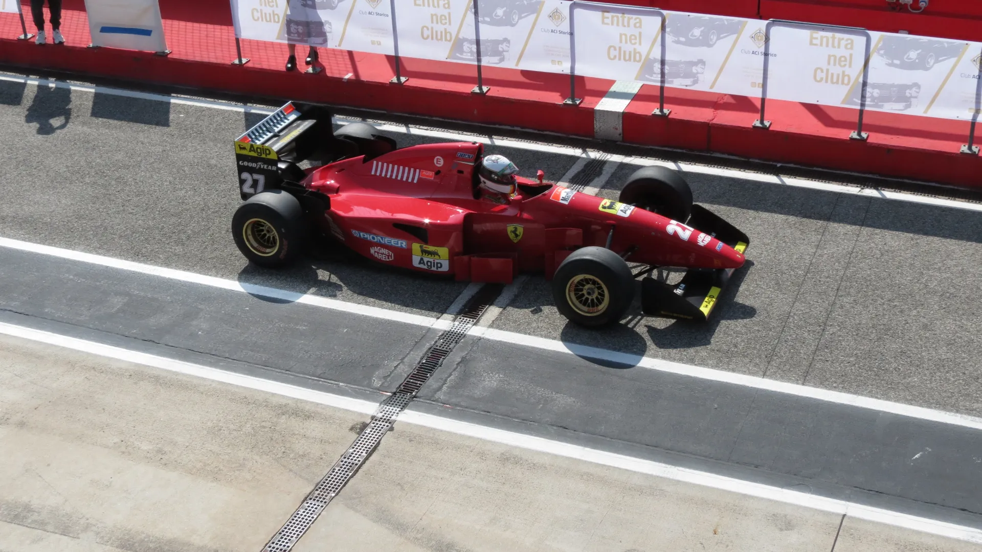 ... così come la Ferrari che ha fatto battere il cuore ai numerosi fan della scuderia di Maranello presenti