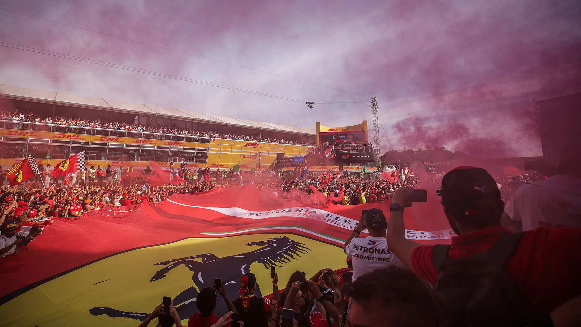 E' anche la casa dei tifosi della Ferrari, che sperano di conquistare proprio a Monza la prima vittoria dell'anno