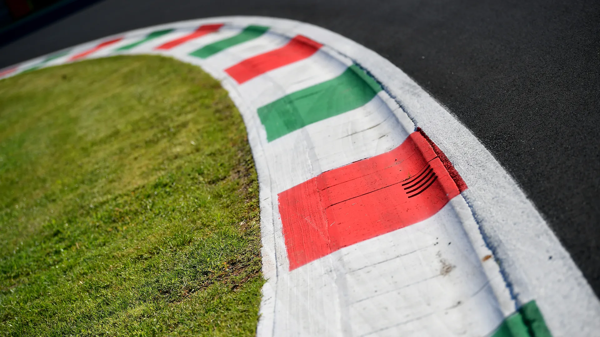 L'Autodromo è soprannominato "Il tempio della velocità" ed è uno dei circuiti più antichi