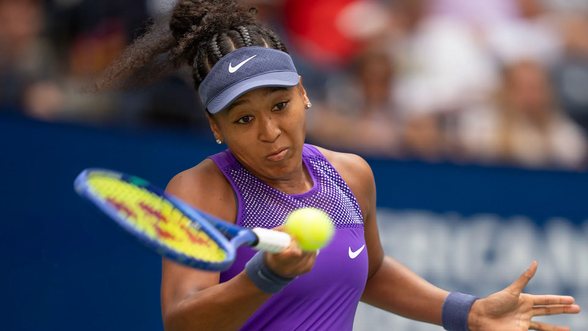 Naomi Osaka ha vinto nettamente in due set per 6-3, 6-2