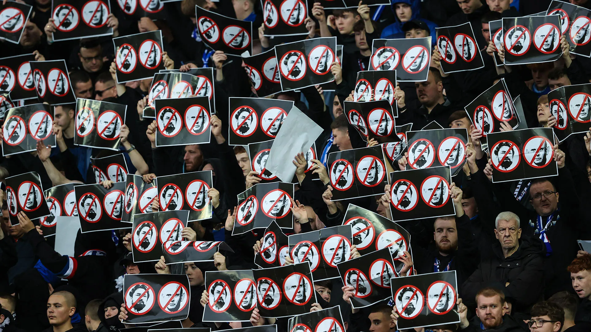 La squadra ha totalizzato appena 4 punti nelle prime 5 partite