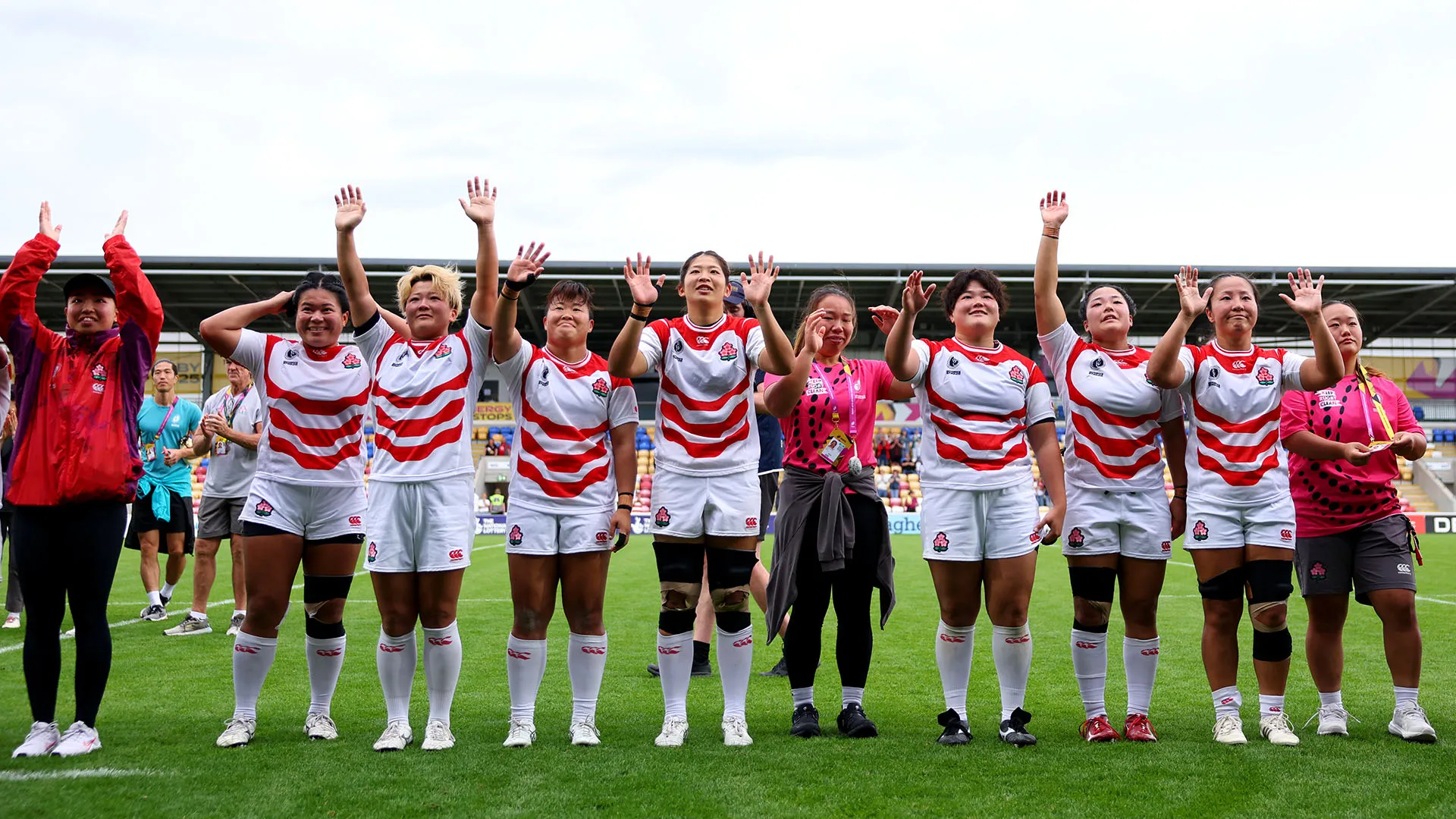 "Questa prestazione è per la prossima generazione di ragazze del rugby giapponese", ha detto il capitano del Giappone, Nagata