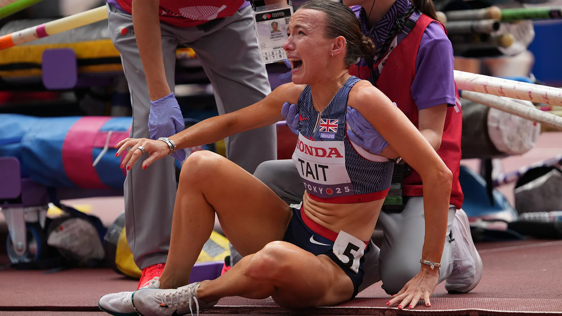 "Sarah era in grande forma, ce l'ha messa tutta per qualificarsi per i campionati", ha detto il suo allenatore