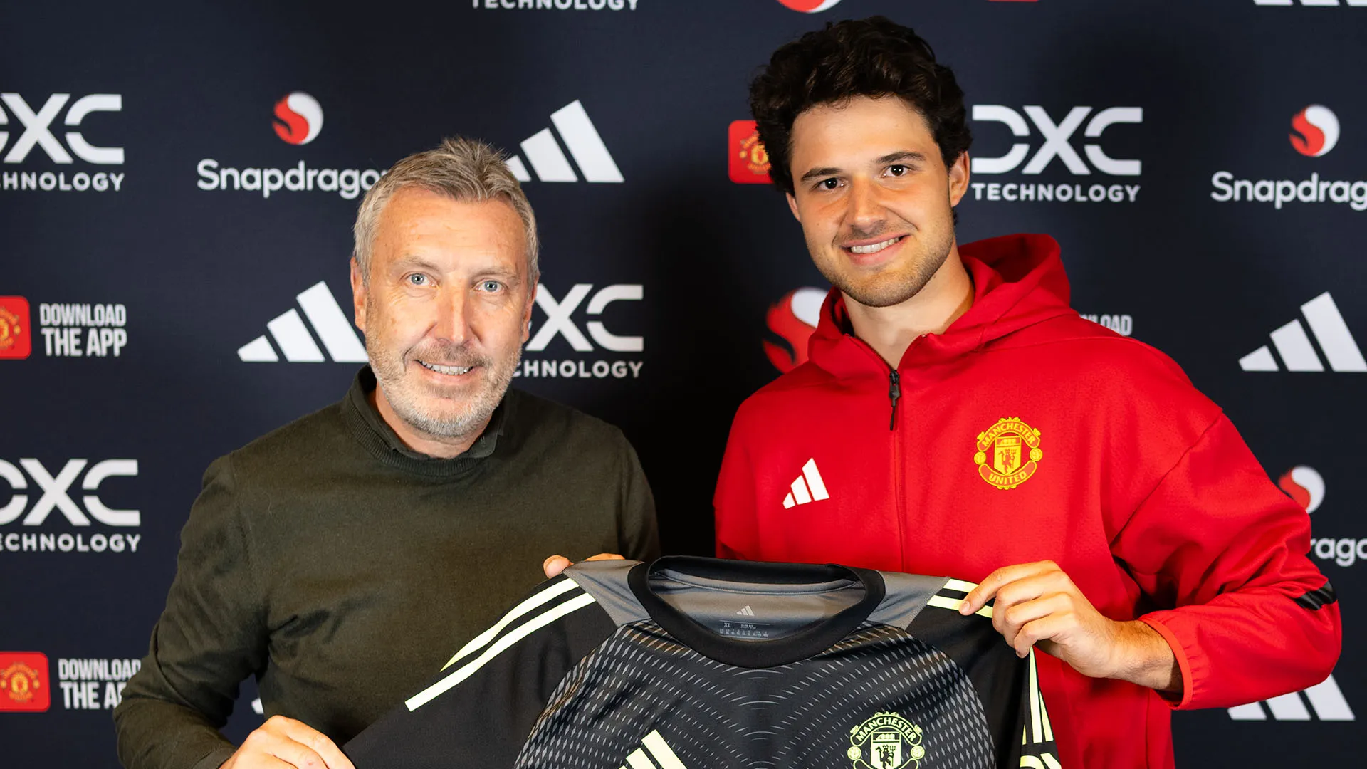 Al suo posto è arrivato a Manchester il giovane Senne Lammens
