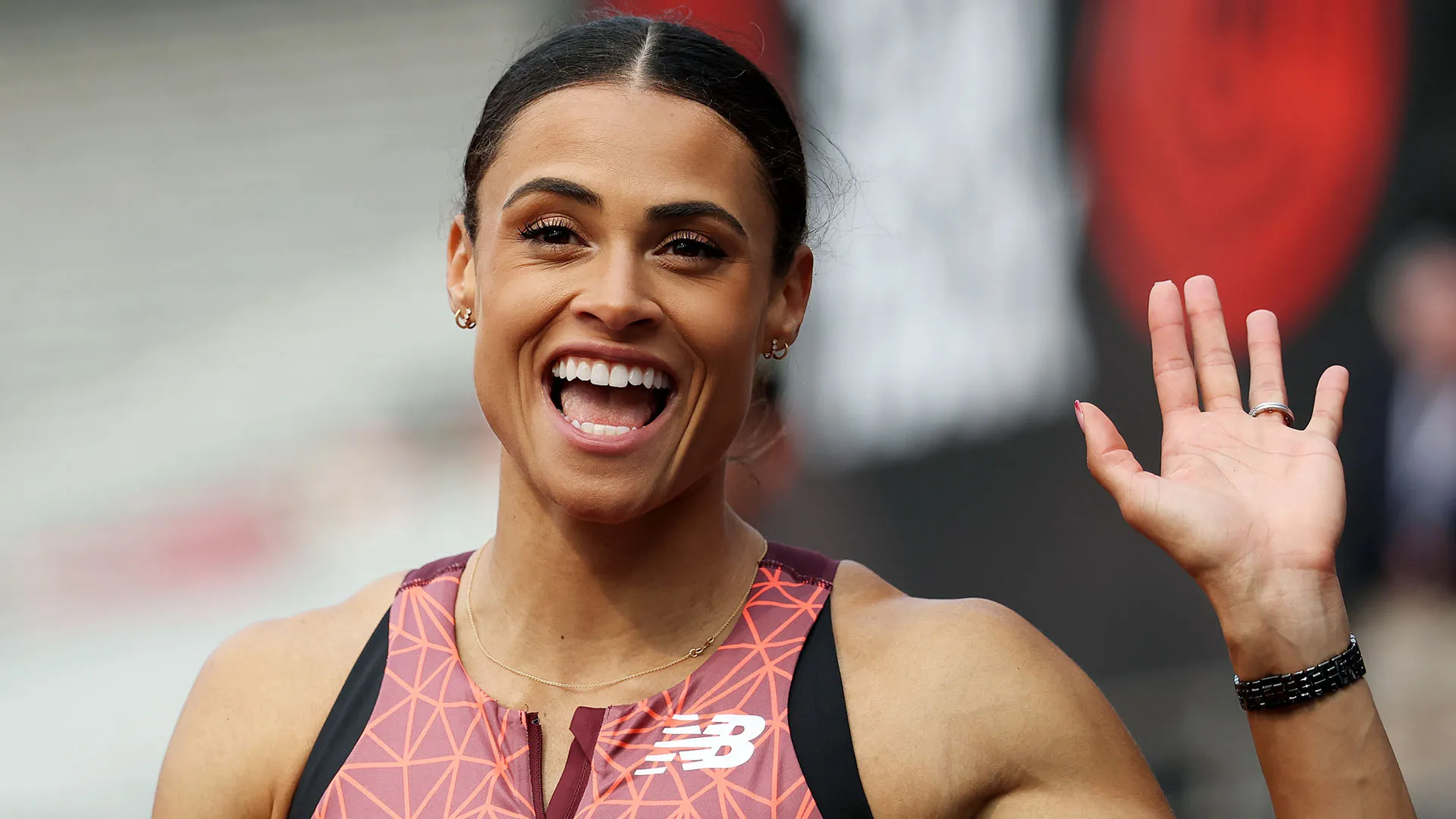 È stata più volte riconosciuta come 'Women's Track Athlete of the Year' da World Athletics grazie alle sue prestazioni
