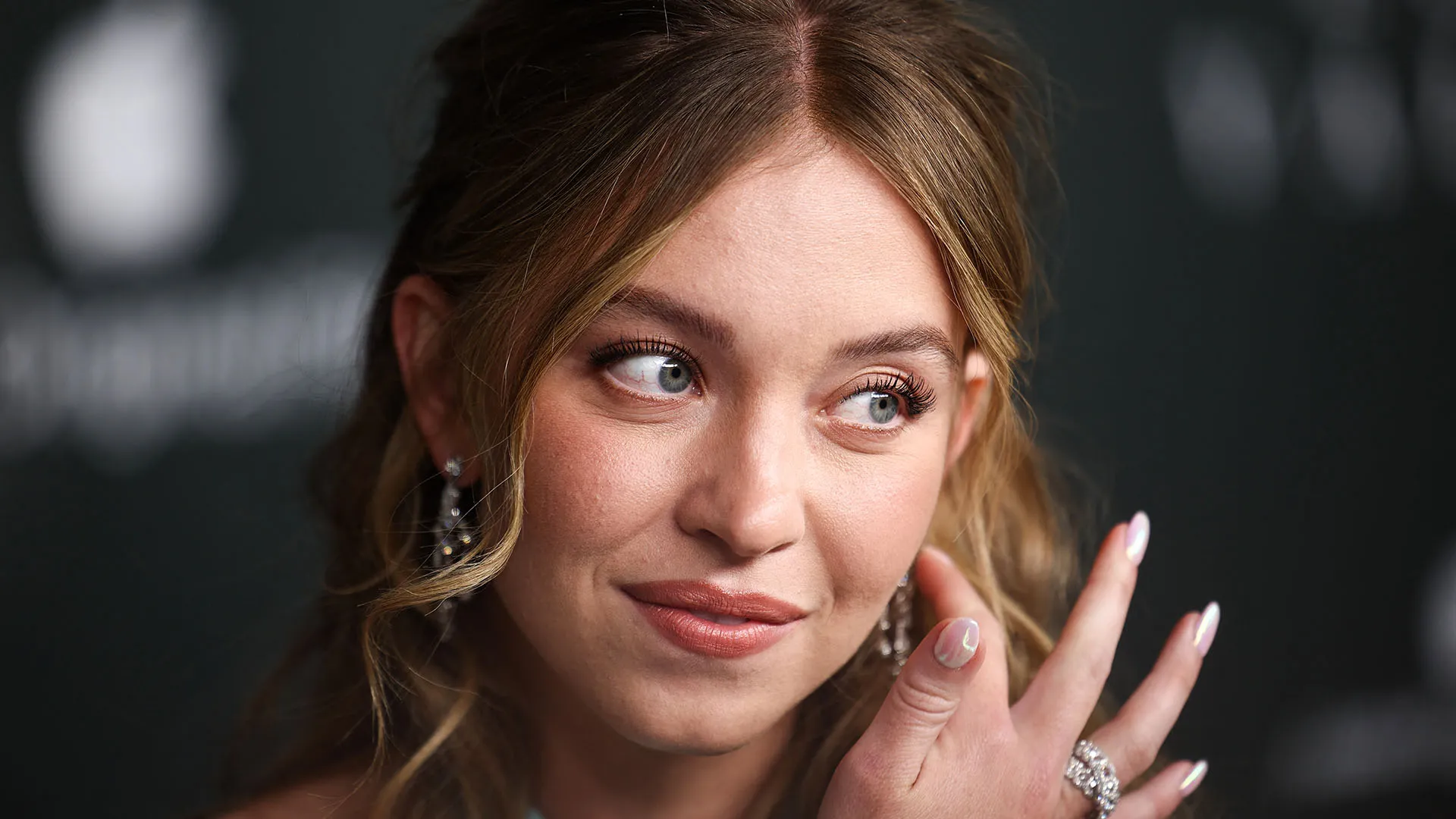 Recentemente il Sun ha svelato che Sydney Sweeney è tempestata di messaggi da parte di numerosi calciatori
