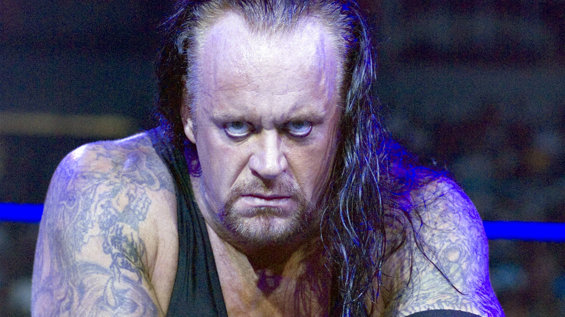 Si tratta di Undertaker, uno dei più celebri personaggi della WWE
