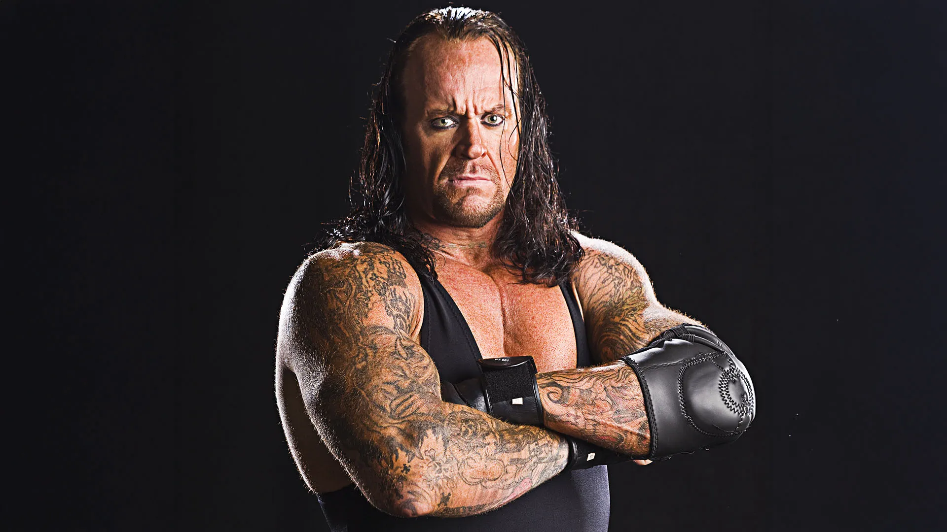 È un sette volte campione del mondo, avendo detenuto quattro volte il WWF/E Championship e tre volte il World Heavyweight Championship
