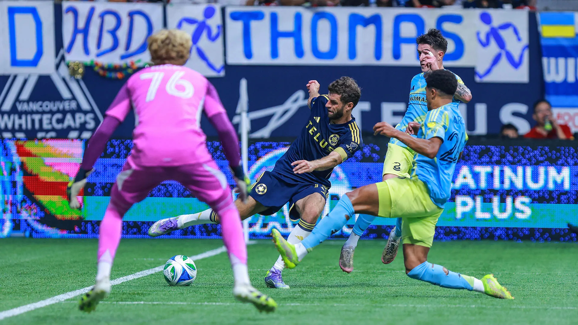 I Vancouver Whitecaps hanno vinto 7-0 e l'ex attaccante del Bayern Monaco è stato il migliore in campo