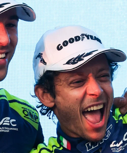 Valentino Rossi torna dagli USA con un trofeo in più: “È incredibile”